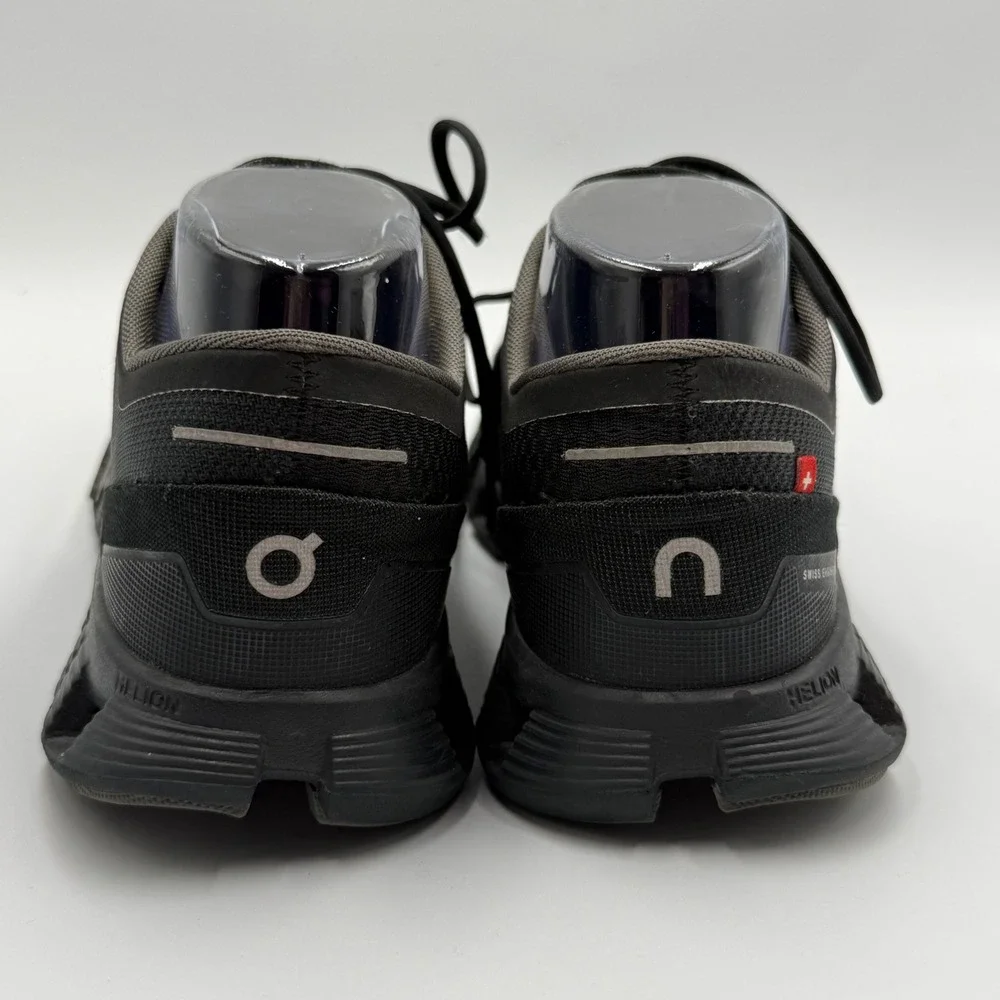 On Running Black/Gray Cloudflow Sneakers
